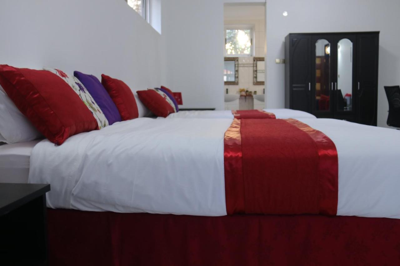 The Shoebill Nest Bed & Breakfast Kampala Exterior photo